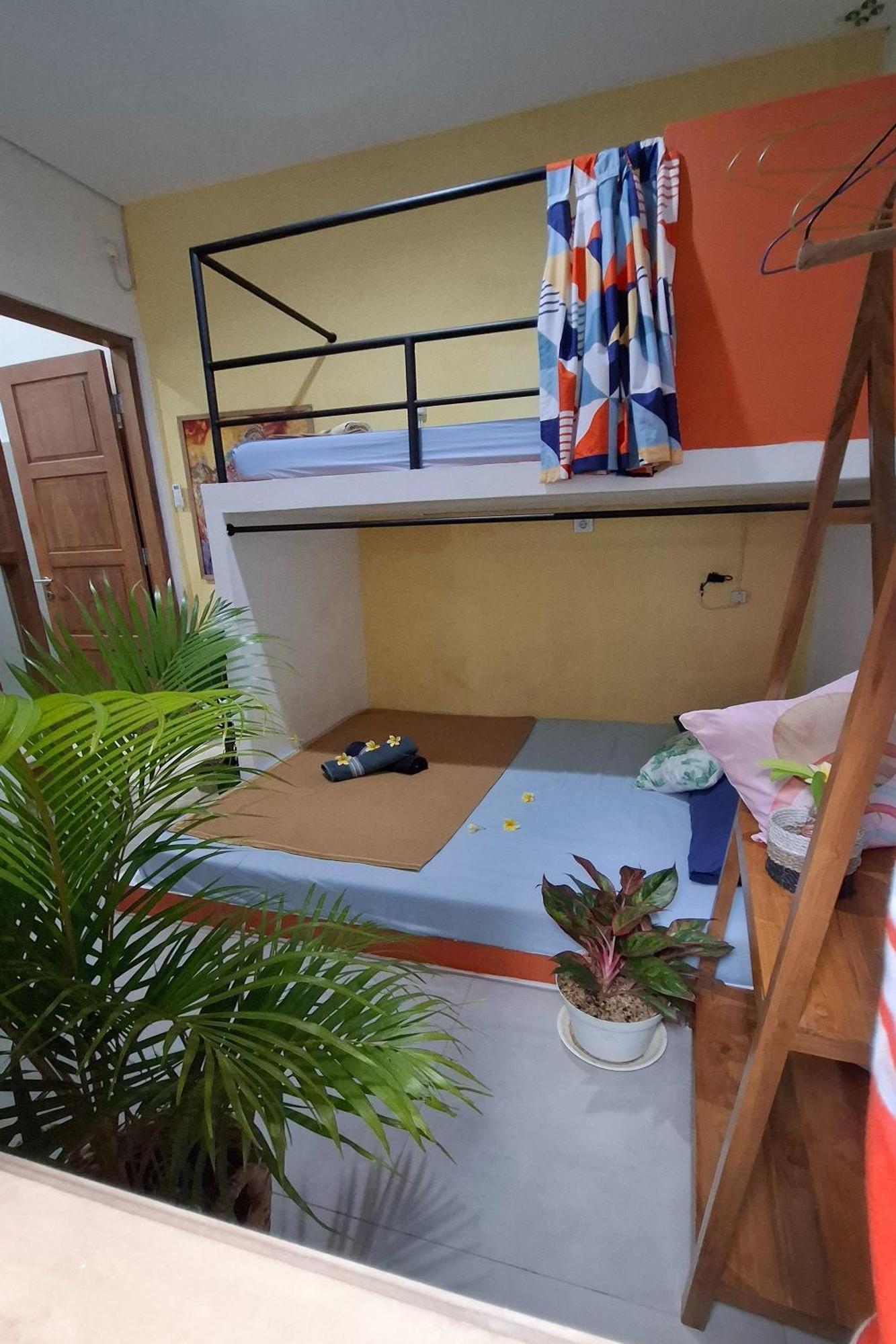 Bring In House Yogyakarta Apartment Exterior photo