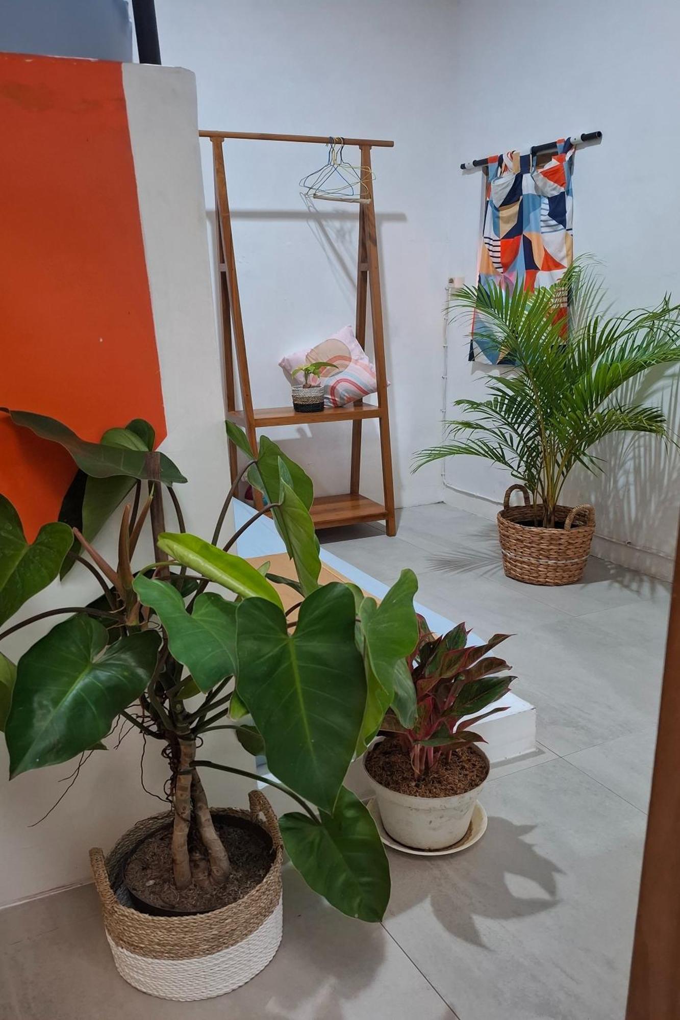 Bring In House Yogyakarta Apartment Exterior photo