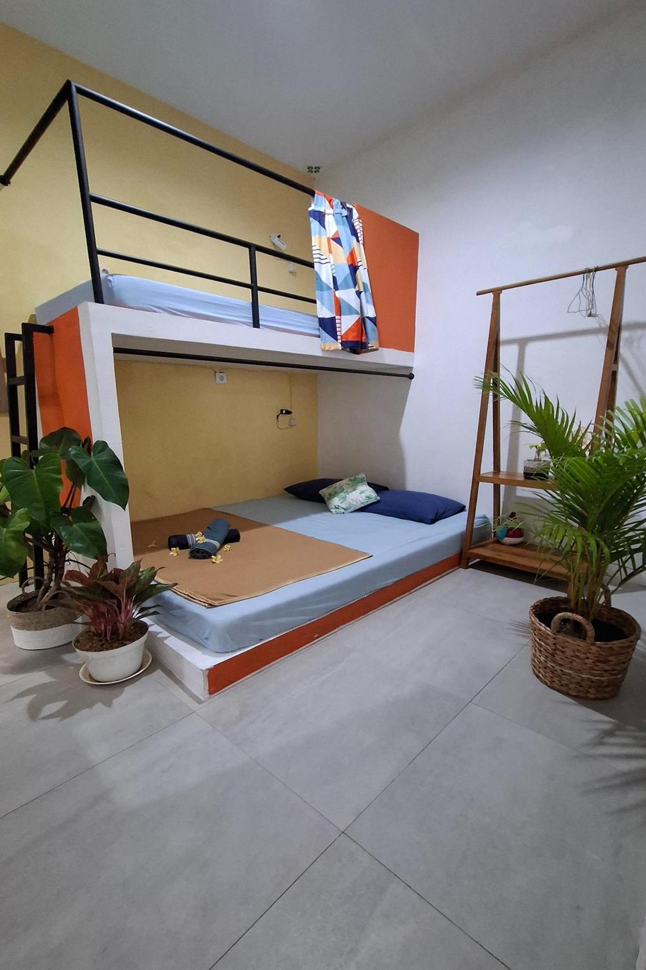 Bring In House Yogyakarta Apartment Exterior photo