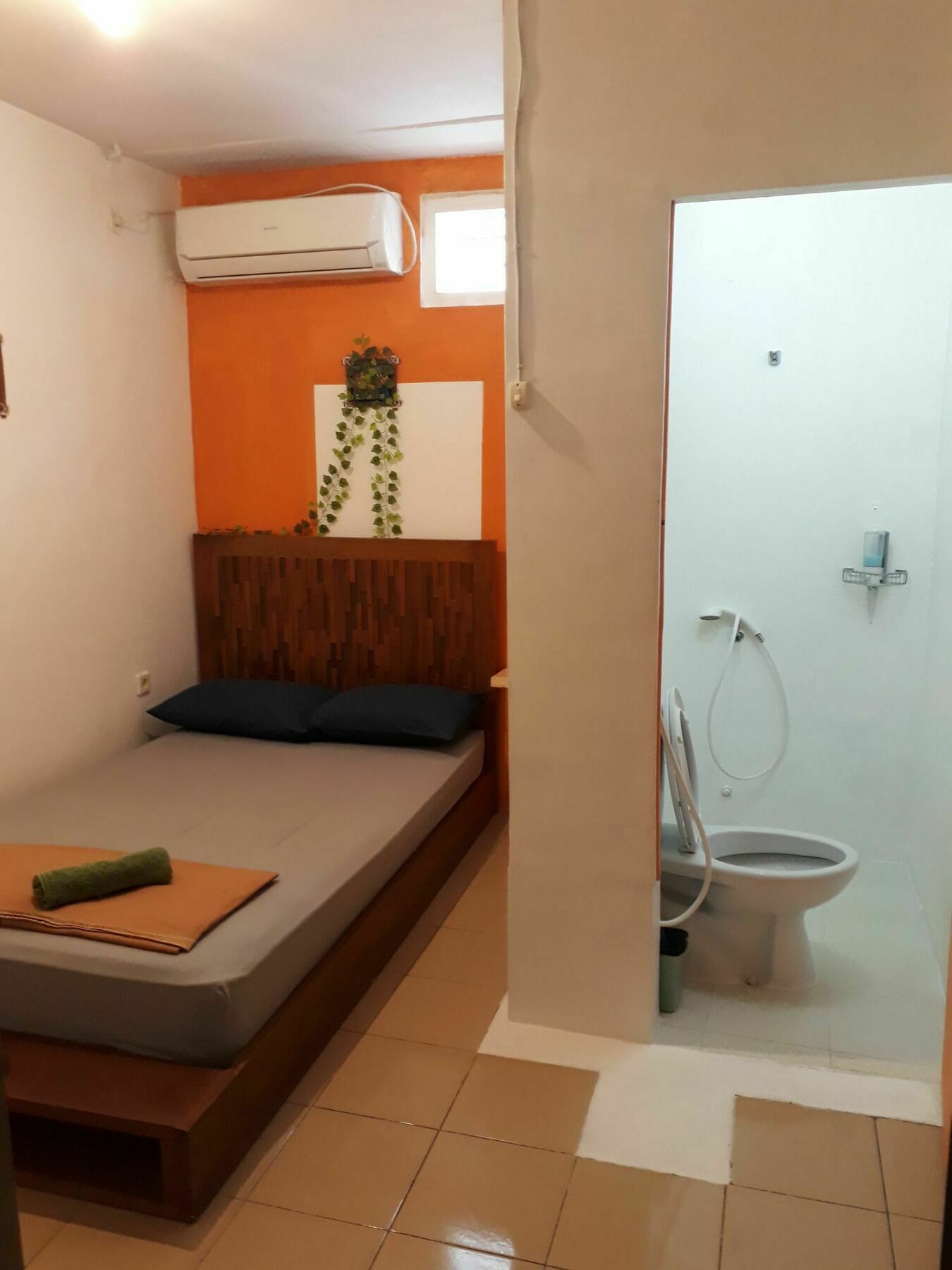 Bring In House Yogyakarta Apartment Exterior photo
